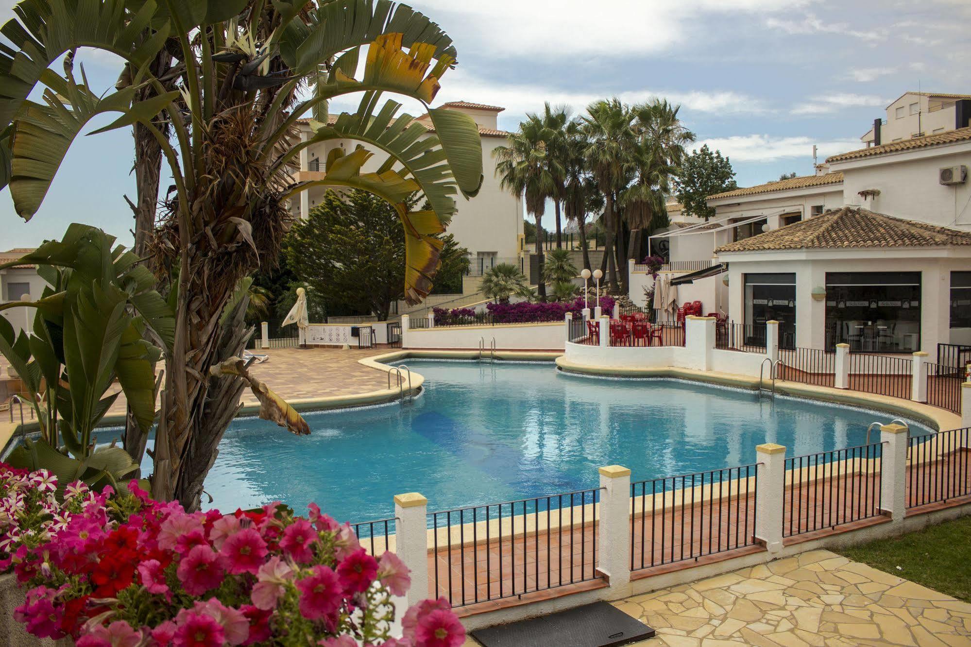 Апартаменты Complejo Bellavista Residencial Пего Экстерьер фото
