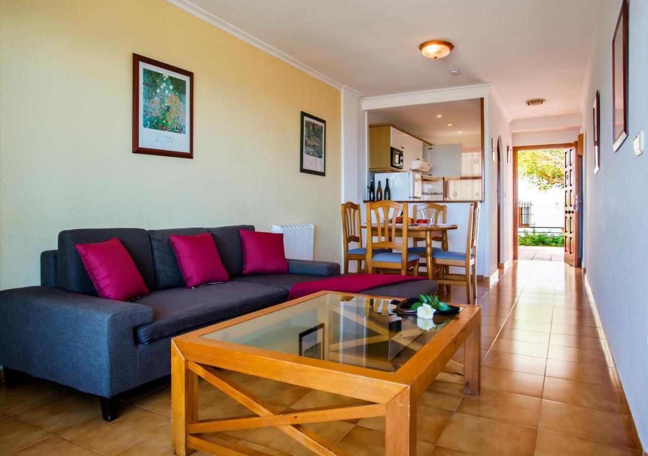 Апартаменты Complejo Bellavista Residencial Пего Экстерьер фото