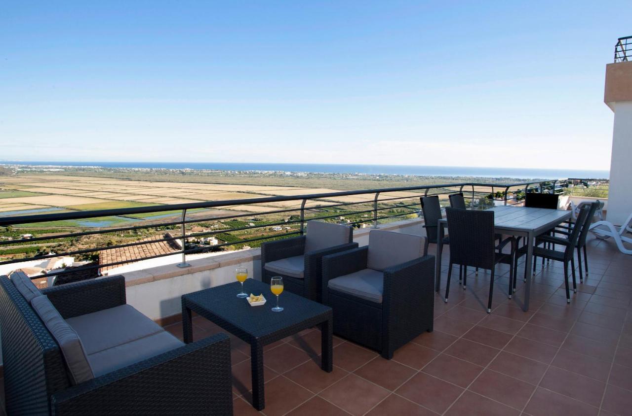 Апартаменты Complejo Bellavista Residencial Пего Экстерьер фото